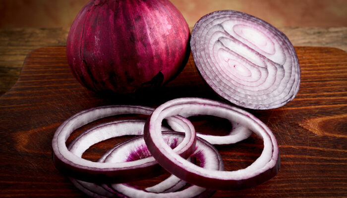 7 foods that help relieve seasonal allergy symptoms